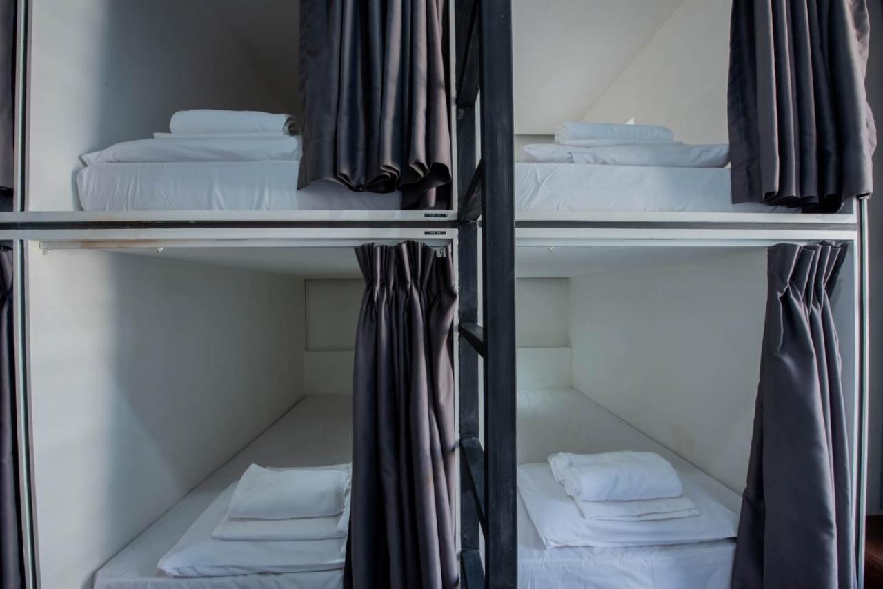 Elixir Hostel Бангкок Экстерьер фото