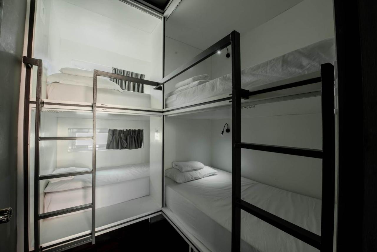 Elixir Hostel Бангкок Экстерьер фото